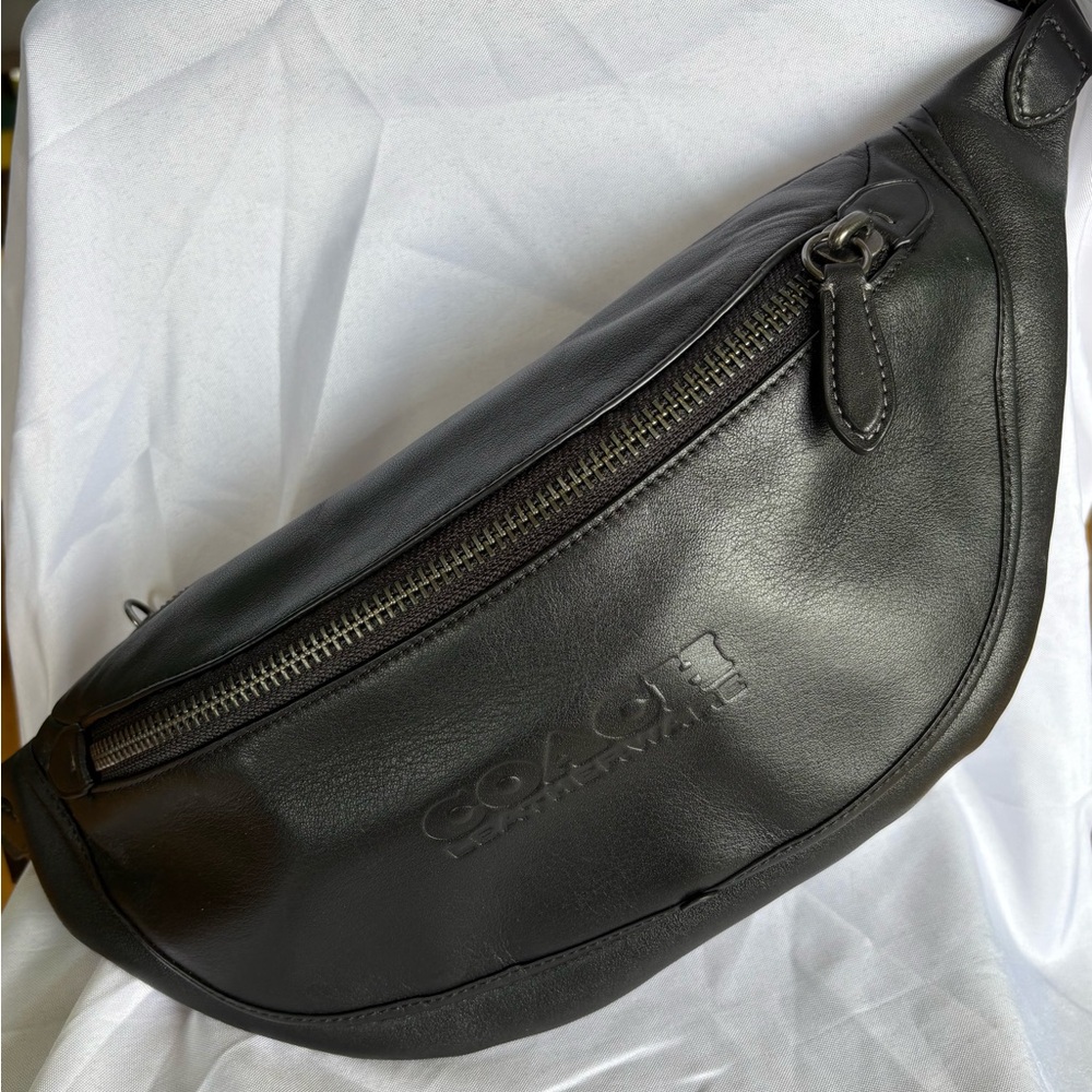 Coach Black Belt Bag Leather Minimalist Design